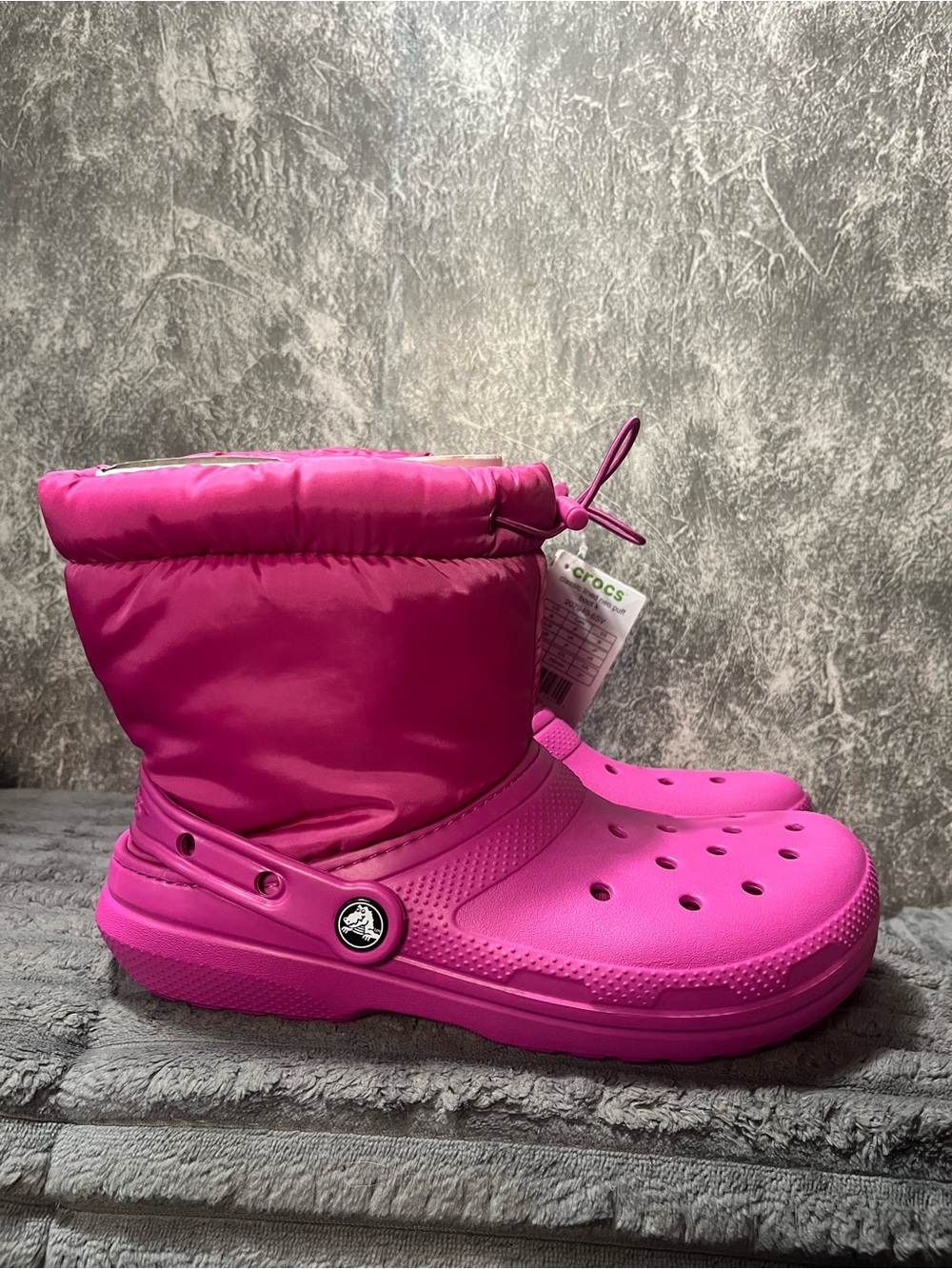 CROCS Kids' Magenta Puff Winter Clog Boot 6